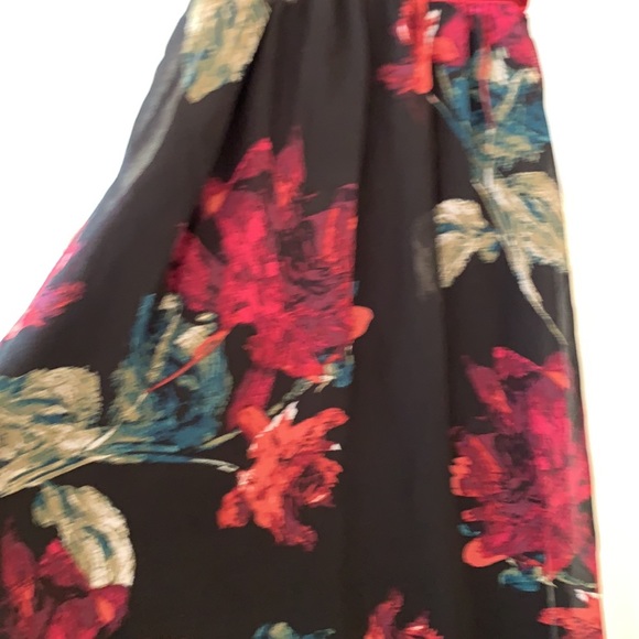 Gianni Bini Velvet trim Holiday/Special Occasion Dress - Picture 7 of 9